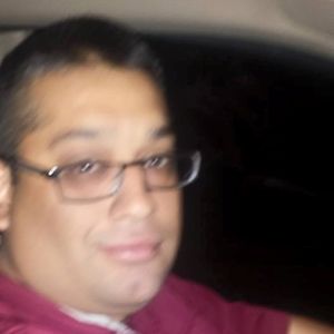 Meet your Posher, Evelio